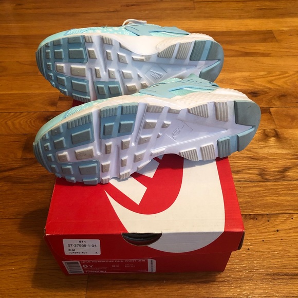 Nike Huarache...PRICE DROP - Picture 4 of 4